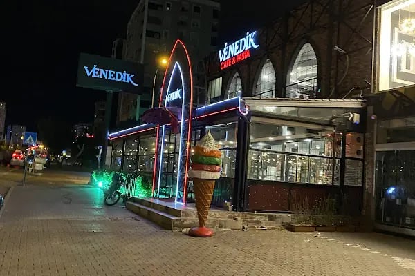 Venedik Pasta Cafe Türkmenbaşı Şubesi - Resim 4