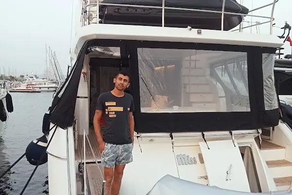 ŞÜKRÜ OTO LASTİK TAMİR SÖKME LASTİK TAKMA YOL YARDIM BODRUM - Resim 13