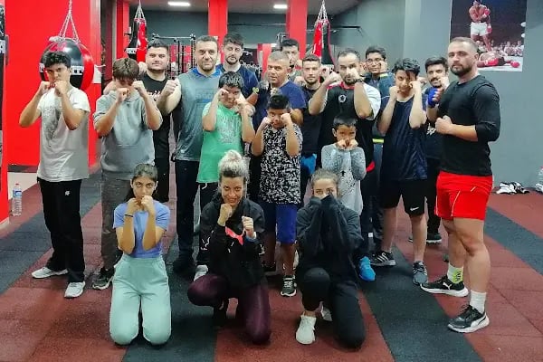 HAKAN KORKMAZ SPOR SALONU FİTNESS-BOKS - Resim 2
