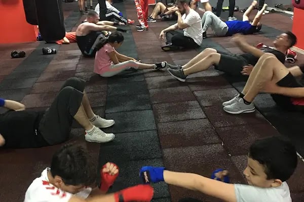 HAKAN KORKMAZ SPOR SALONU FİTNESS-BOKS - Resim 4