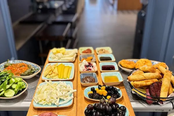 Lusso Restaurant Cafe - Resim 14