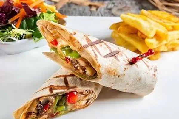 Lusso Restaurant Cafe - Resim 2
