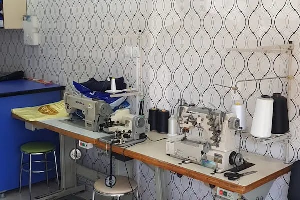 Terzi Şaban (Her türlü tamirat yapılır. Abiye ve gelinlik tamiratı yapılır.) - Resim 2