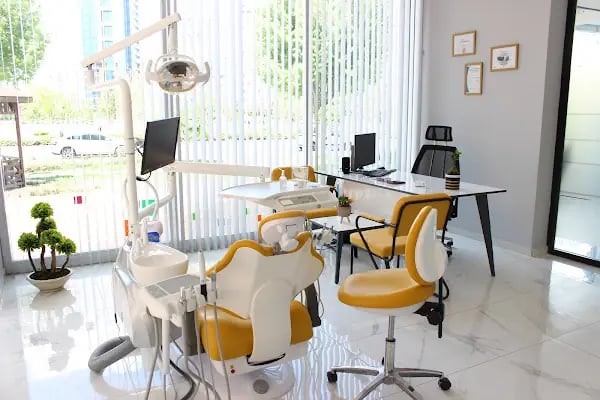 Fa Dental Ağız ve Diş Sağlığı Polikliniği - Resim 3