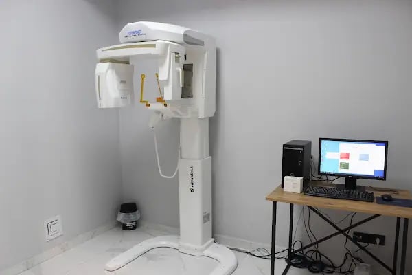 Fa Dental Ağız ve Diş Sağlığı Polikliniği - Resim 11