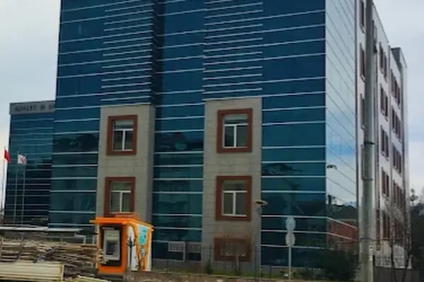 İnegöl Adalet Sarayı - Resim 20