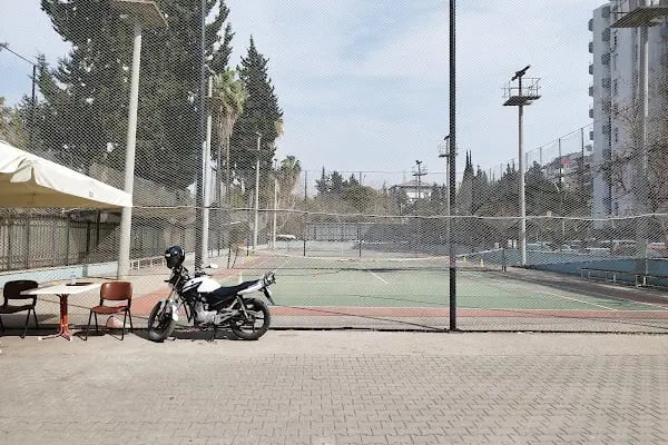 Atatürk Yüzme Havuzları Kompleksi - Resim 18