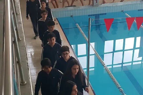 Atatürk Yüzme Havuzları Kompleksi - Resim 15