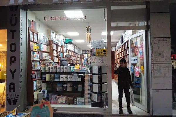 Ütopya Kitabevi - Resim 19