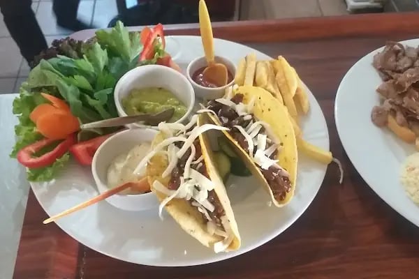 Le Jardin Restaurant - Resim 2