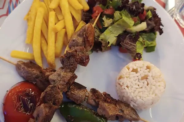 Le Jardin Restaurant - Resim 3
