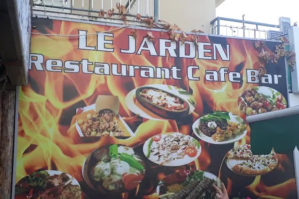 Le Jardin Restaurant - Resim 9