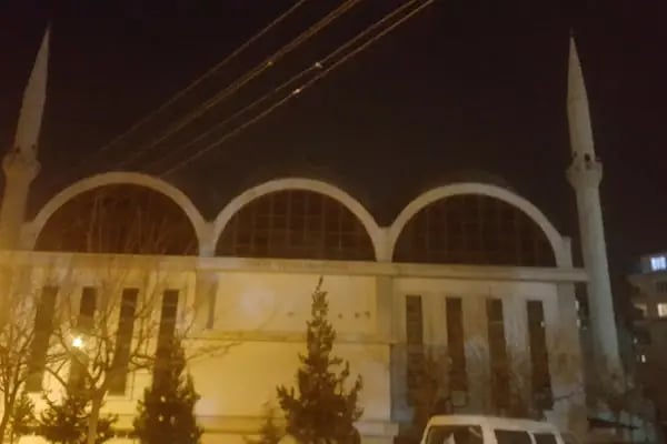 Ömer HUMAN Camii - Resim 19