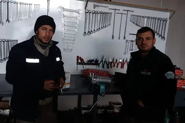 HM Man-mercedes-benz Servis - Resim 7