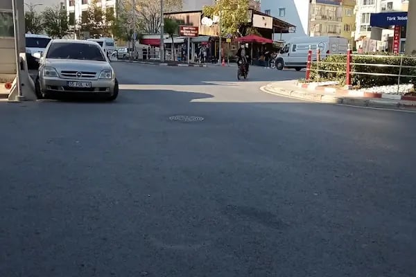 Kemalpaşa Adliyesi - Resim 6
