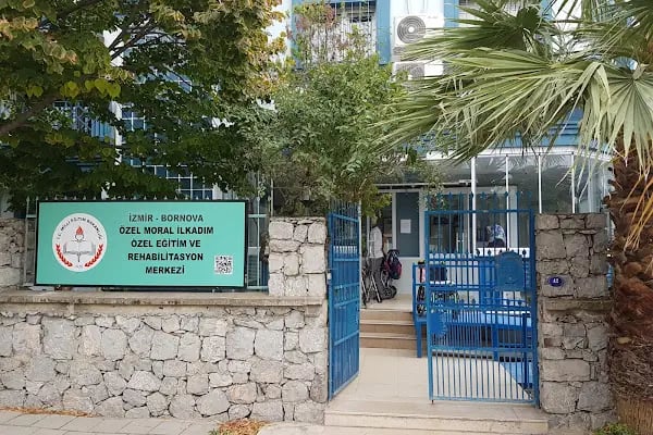 Bornova Akran Akademi Özel Eğitim ve Rehabilitasyon Merkezi - Resim 2
