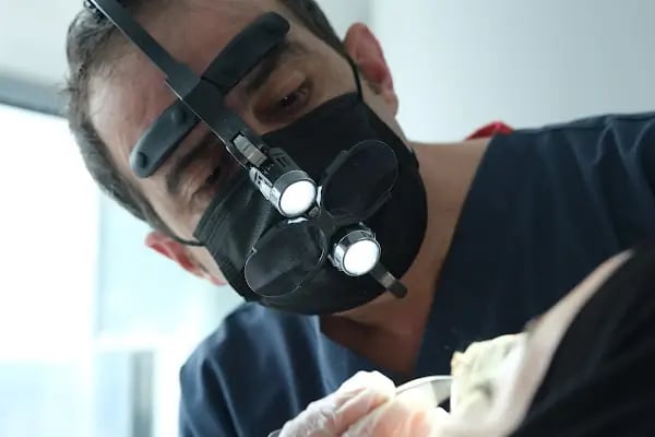 Doç. Dr. Fatih Tekin | Blefaroplasti | Rinoplasti | Meme Estetiği | Karın Germe Ameliyatı | Liposuction - Resim 7