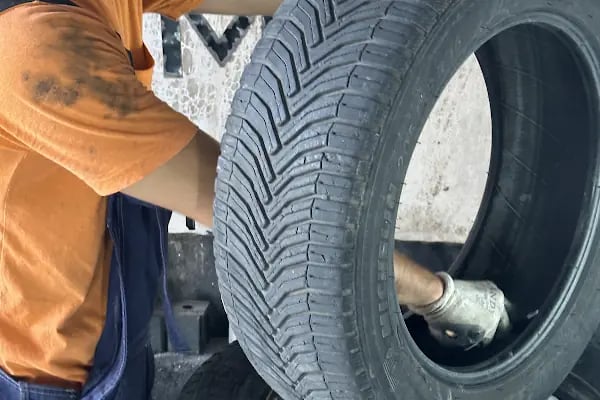 Mack Motors Oto Lastik ve Oto Yıkama - Resim 11