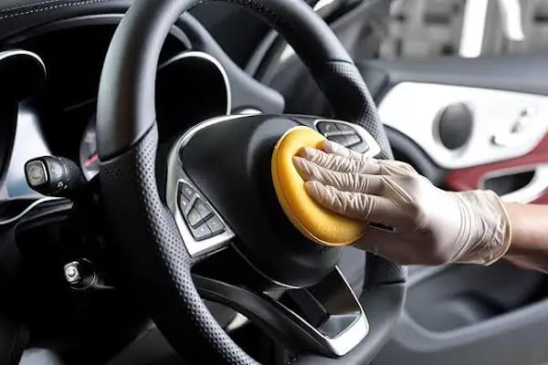 EMDACAR RENT A CAR / ARAÇ ALIM SATIM / OTO YIKAMA KUAFÖR /OTOPARK - Resim 1