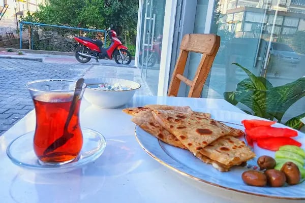 Çevikler sıkma ve börek evi - Resim 7