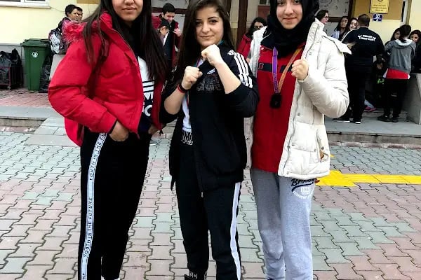 Subaşı Spor Merkezi - Resim 19