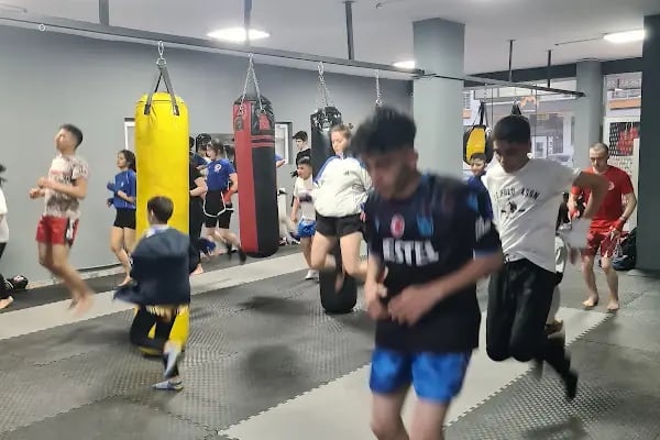 Ömer Balaban fight academy 3 - Resim 2