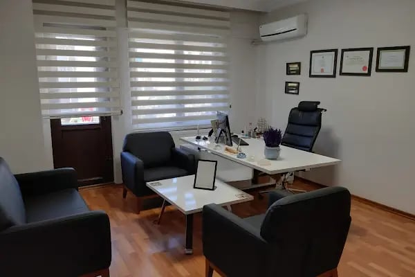 Doç. Dr. Tarık Çavuşoğlu | Vaser Liposuction, Yağ Aldırma, Kalça Estetiği - Resim 4