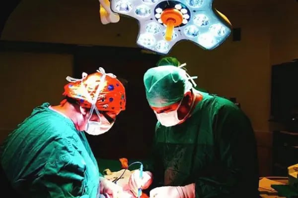 Doç. Dr. Tarık Çavuşoğlu | Vaser Liposuction, Yağ Aldırma, Kalça Estetiği - Resim 10