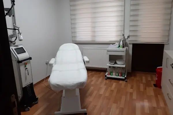 Doç. Dr. Tarık Çavuşoğlu | Vaser Liposuction, Yağ Aldırma, Kalça Estetiği - Resim 6