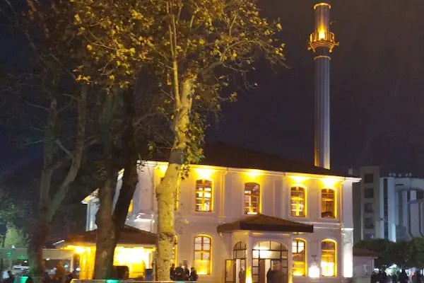Orhan Camii - Resim 2