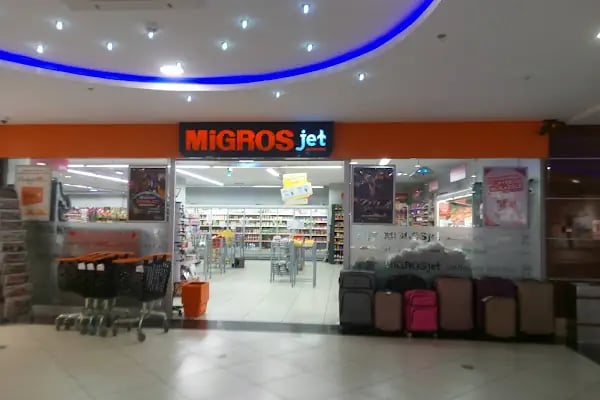 Ra Tekel Bayi &amp; Tobacco Shop - Resim 2