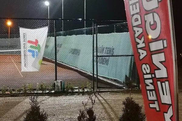 Bursa Yenigün Tenis Kortu - Resim 13
