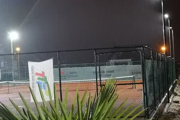 Bursa Yenigün Tenis Kortu - Resim 10