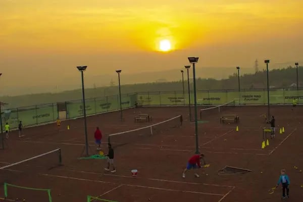 Bursa Yenigün Tenis Kortu - Resim 14