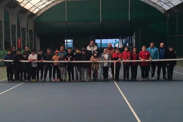 Bursa Yenigün Tenis Kortu - Resim 2