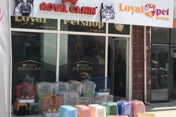 Loyal Petshop - Resim 1