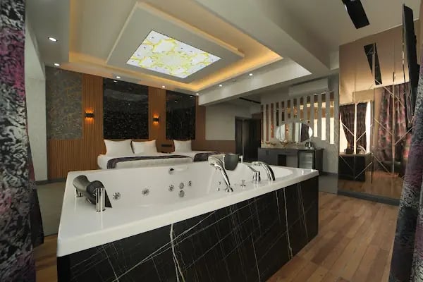 KARACA OTEL - Resim 3