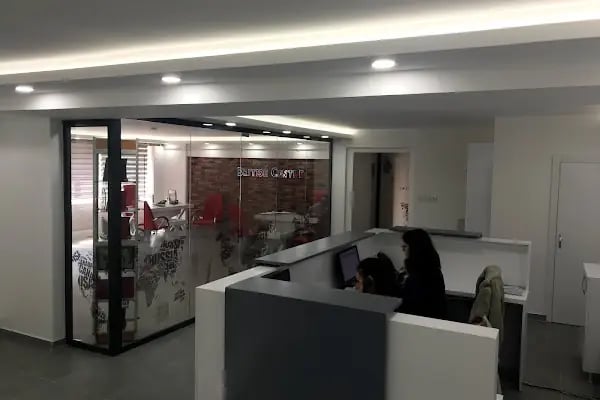 British Centre - Resim 16