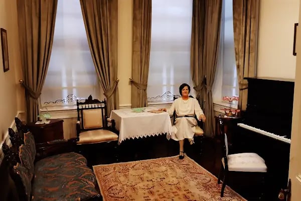 Latife Hanım Köşkü Anı Evi - Resim 2