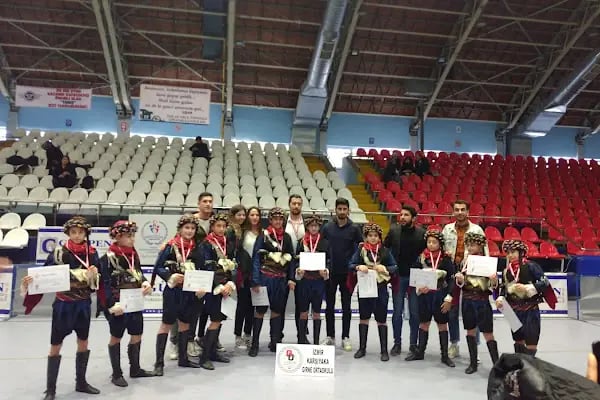 Manisa 19 Mayıs Stadyumu - Resim 5