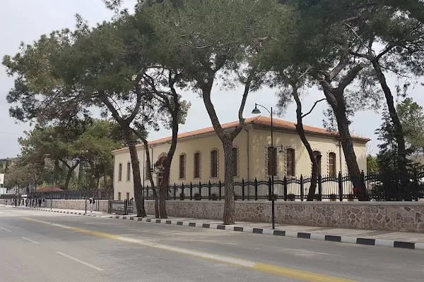 Manisa 19 Mayıs Stadyumu - Resim 20