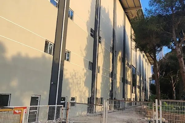 Manisa 19 Mayıs Stadyumu - Resim 15