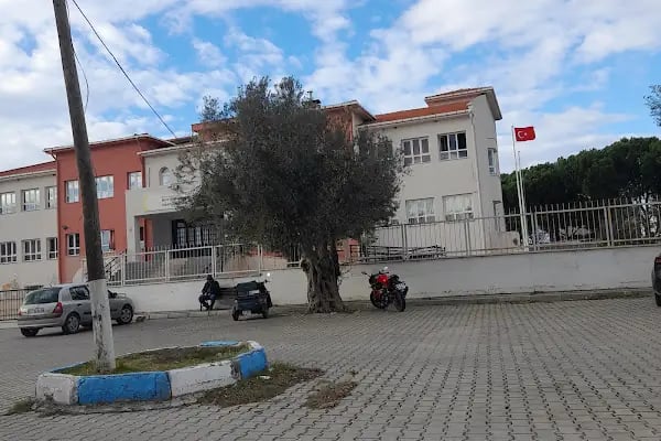 Mustafa Güngör ÇOLAKOĞLU Anadolu Lisesi - Resim 1