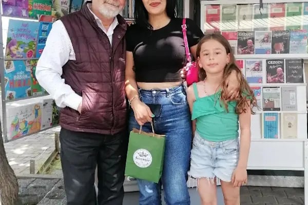 BURGAZADA KİTABEVİ BOOKSHOP - Resim 6