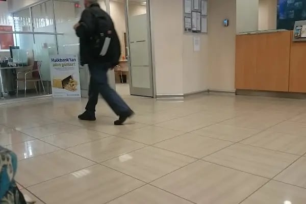 Halkbank Bağcılar Şubesi - Resim 3