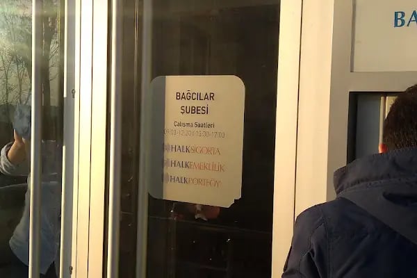 Halkbank Bağcılar Şubesi - Resim 5