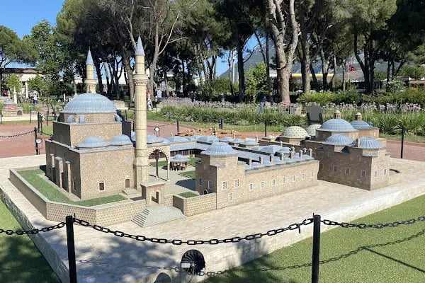 ŞEHZADELER PARK - Resim 9