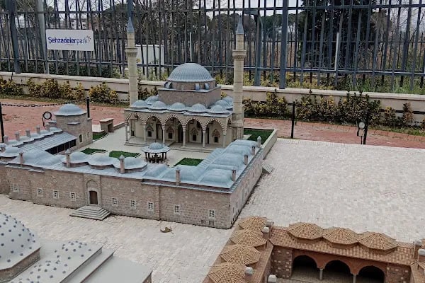 ŞEHZADELER PARK - Resim 5
