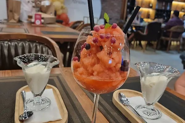 OBA LOUNGE CAFE - Resim 11