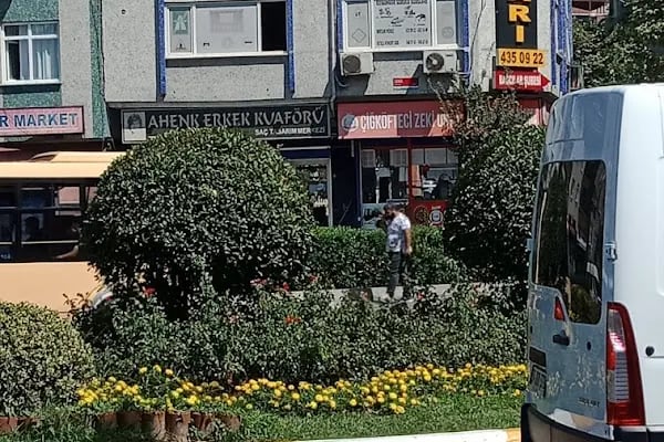 BAĞCILAR ÖZGÜNGÖR SÜRÜCÜ KURSU - Resim 4
